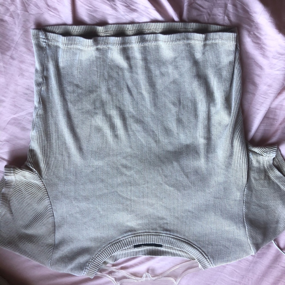 Y2K biege baby tee